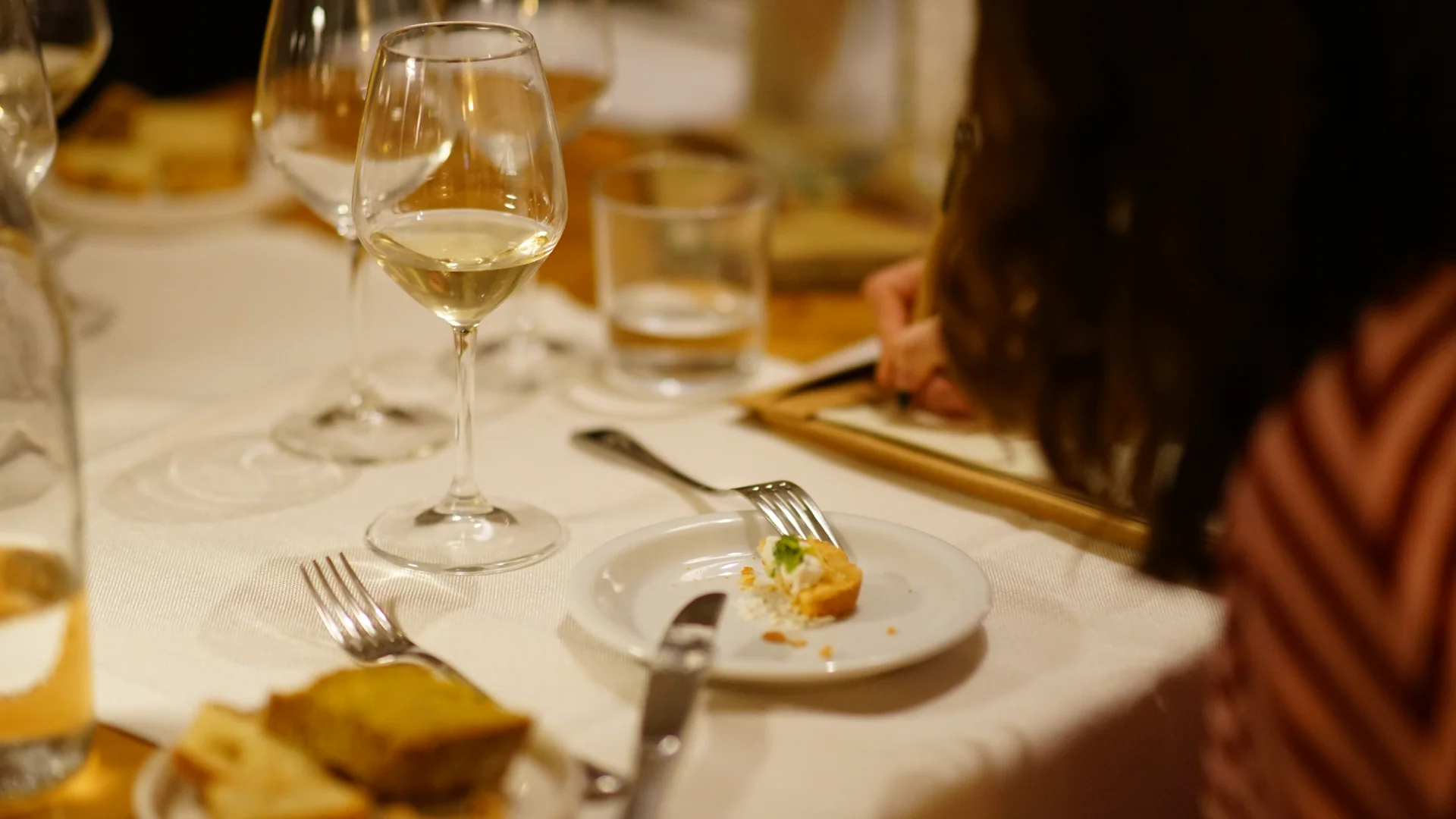 Course participants writing tasting notes